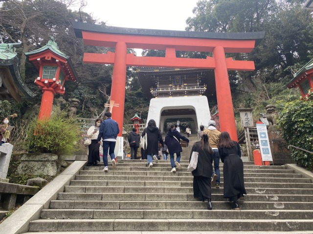江島神社を参拝